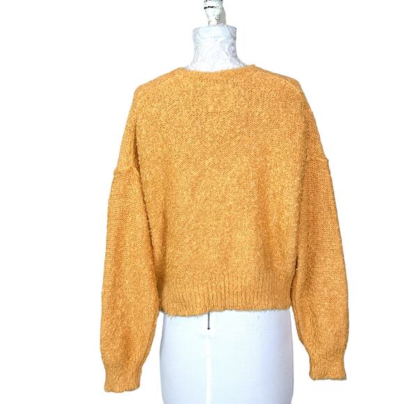 Free People Theo V Neck Eyelash Sweater Goldy Women Small NWT Super Soft - Picture 4 of 9